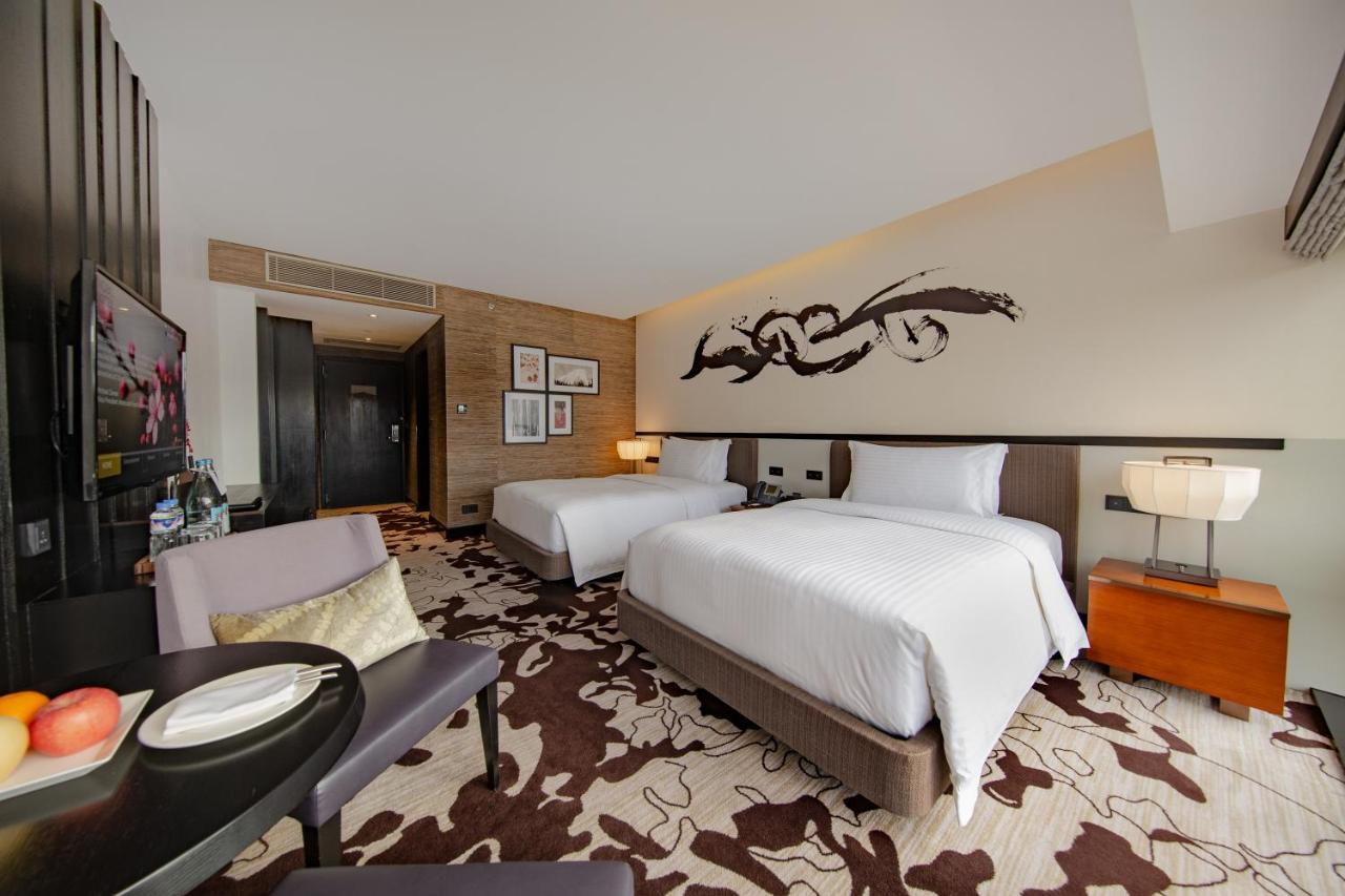 City Of Dreams - Nuewa Manila Paranaque City Extérieur photo